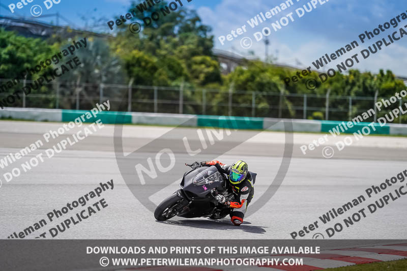 Sepang;event digital images;motorbikes;no limits;peter wileman photography;trackday;trackday digital images